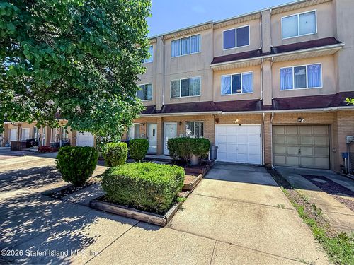 118 Wirt Avenue, Staten Island, NY, 10309 | Card Image