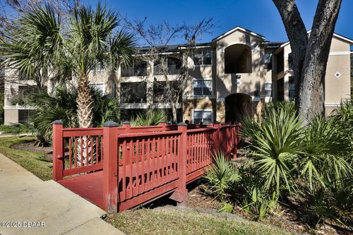 2-106-940 Village Trl, PORT ORANGE, FL, 32127-9376 | Card Image