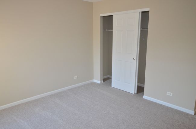 1211 Townes Cir, Townhouse with 3 bedrooms, 4 bathrooms and 2 parking in Aurora IL | Image 30