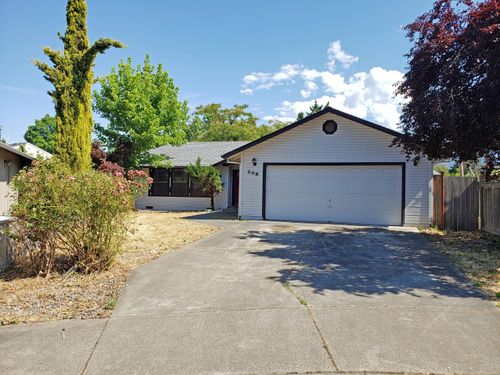208 Jacob Cir, Talent, OR, 97540-9747 | Card Image