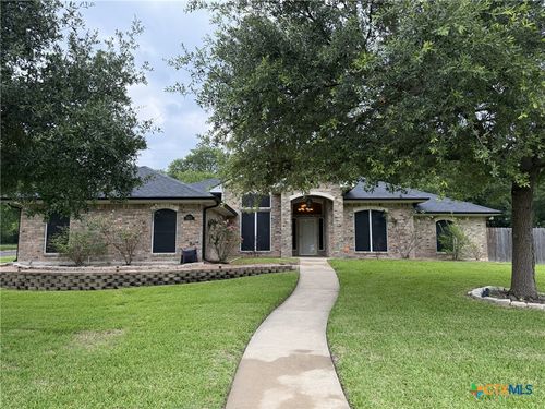621 Roy Reynolds Dr, Harker Heights, TX, 76548-1669 | Card Image
