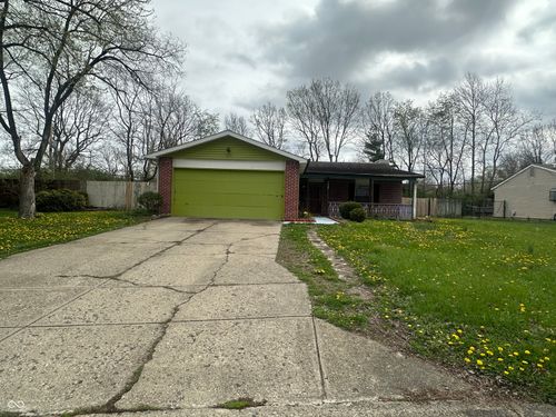 7727 Alapaka Ct, Indianapolis, IN, 46217-4261 | Card Image