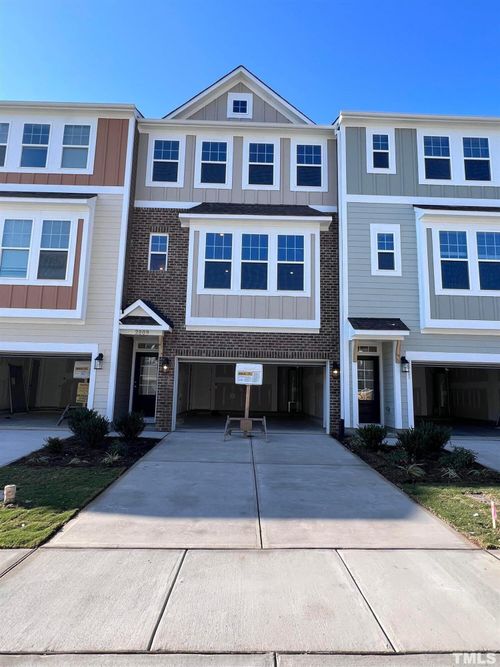 2809 Austin Falls Sta, Apex, NC, 27502-7078 | Card Image