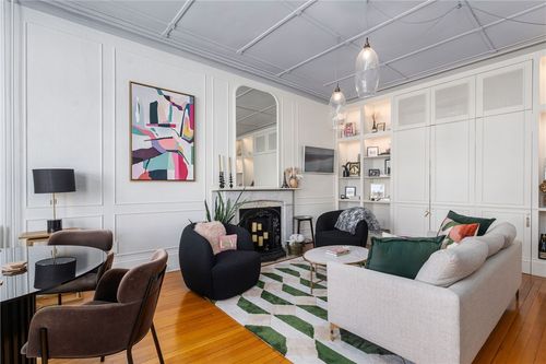 apt-3-36 Kay St, Newport, RI, 02840-2788 | Card Image