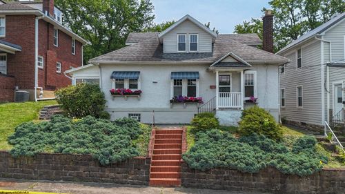 545 W Virginia Avenue, Morgantown, WV, 26505 | Card Image