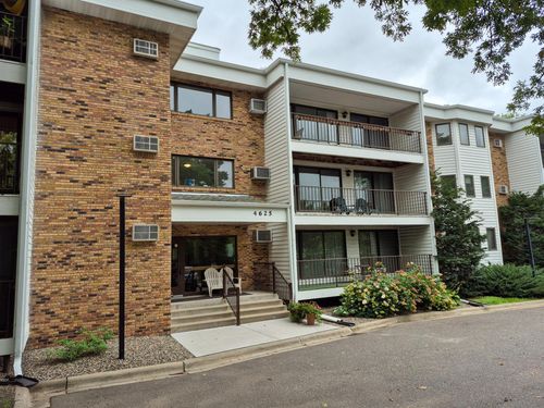 205-4625 Minnetonka Boulevard, Saint Louis Park, MN, 55416 | Card Image