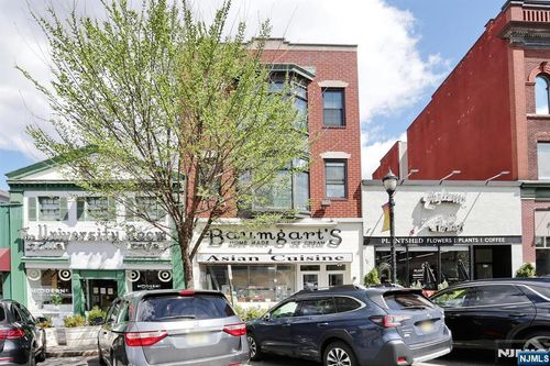 2a-45 E Palisade Ave, Englewood, NJ, 07631-2901 | Card Image