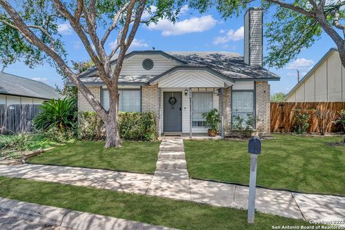 808 Fern Meadow Dr, Universal City, TX, 78148-3720 | Card Image