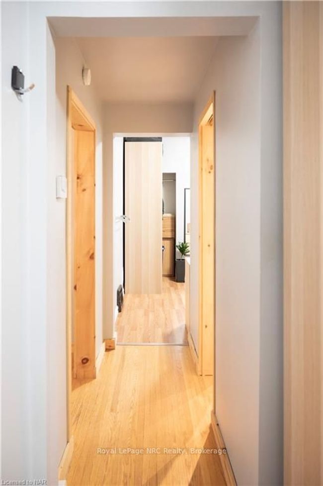 148 York St, House other with 2 bedrooms, 2 bathrooms and 2 parking in Saint Catharines ON | Image 16