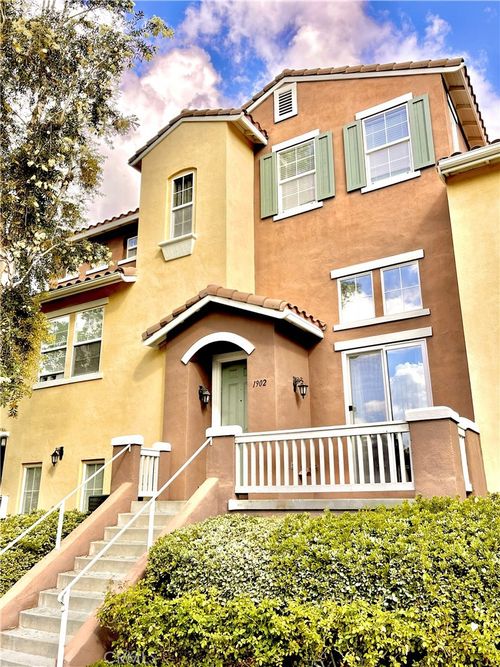 1902 Timberwood, Irvine, CA, 92620-0293 | Card Image