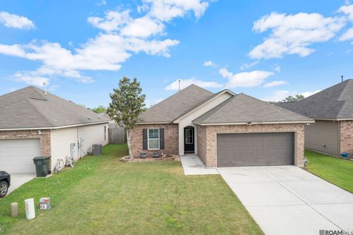 42426 Tigers Eye Stone Ave, Prairieville, LA, 70769-6437 | Card Image
