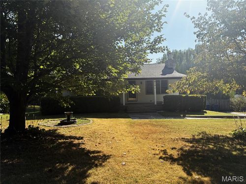 410 Argent Ave, Ferguson, MO, 63135-2206 | Card Image