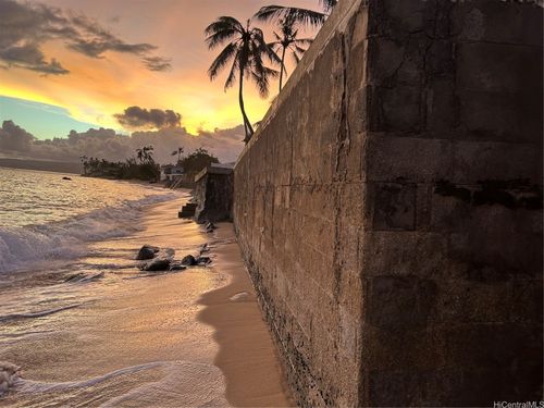 68-687 Farrington Hwy, Waialua, HI, 96791-9355 | Card Image