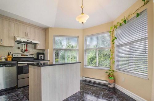 401-12739 72 Ave, Surrey, BC, V3W2M7 | Card Image