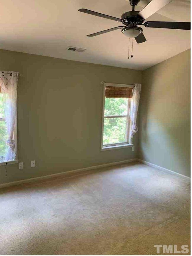 2011 2011 Freeport Drive, Sold in Cary Zoocasa