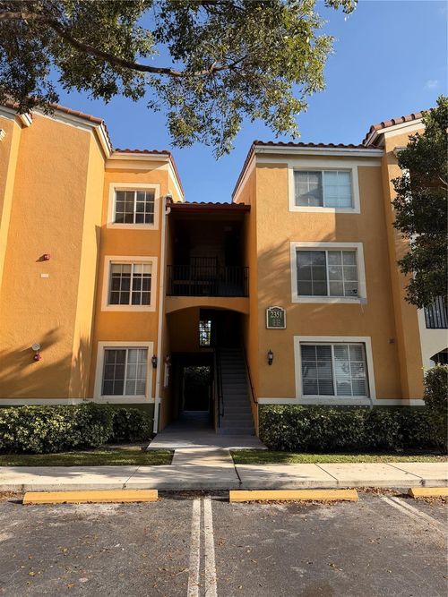apt-104-2351 W Preserve Way, Miramar, FL, 33025-6593 | Card Image