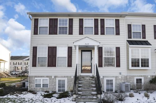 7029 Pleasant Colony Way, New Albany, OH, 43054-8041 | Card Image