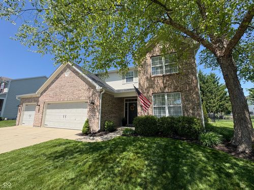7626 Purple Cress Dr, Avon, IN, 46123-7545 | Card Image