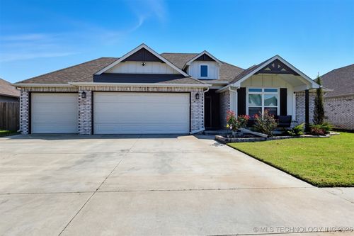 27614 E 108th Pl S, Coweta, OK, 74429-3425 | Card Image