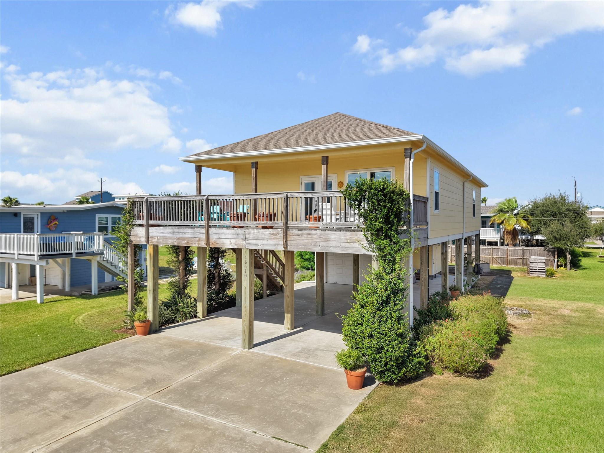 Residential in Jamaica Beach 3