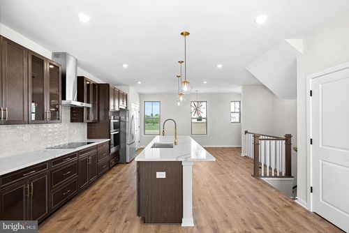 19708 Sepia Sq, Ashburn, VA, 20147-4674 | Card Image