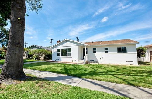 1822 Greenwood Ave, Santa Ana, CA, 92705-7023 | Card Image