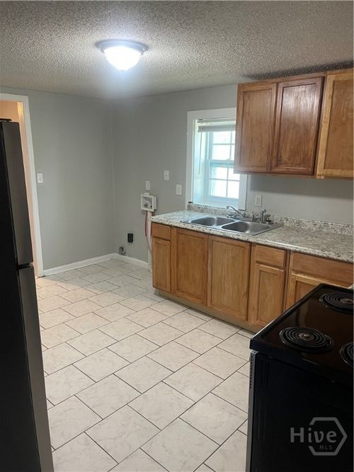 501 Tuten Ave, savannah, GA, 31415-1378 | Card Image