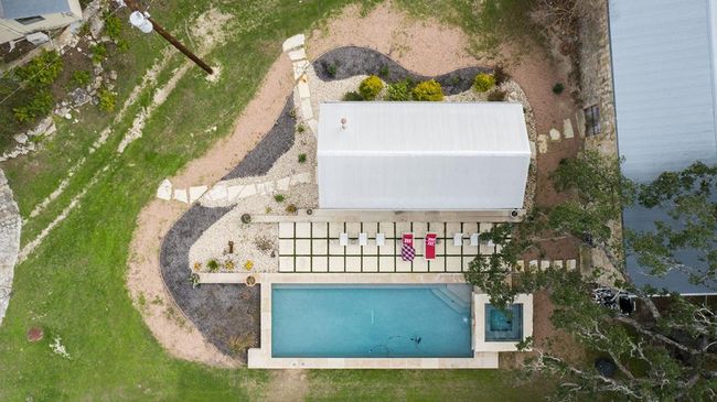 341 N Stallion Estates Dr, Home with 2 bedrooms, 2 bathrooms and 3 parking in Spring Branch TX | Image 39