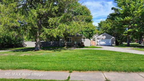 4320 W Michigan Ave, Saginaw, MI, 48638-6542 | Card Image