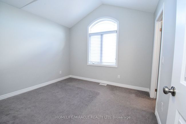 25 Barker Pky, House other with 3 bedrooms, 3 bathrooms and 2 parking in Thorold ON | Image 39