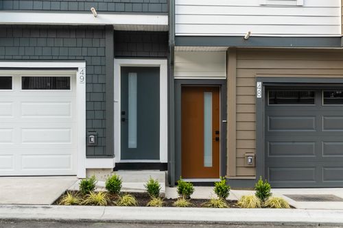 18-7661 198b St, Langley, BC, V2Y4M1 | Card Image