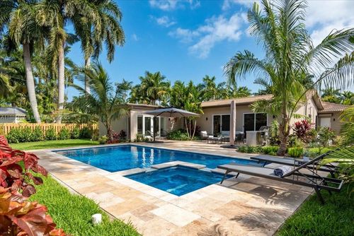 1339 Jefferson St, Hollywood, FL, 33019-1808 | Card Image