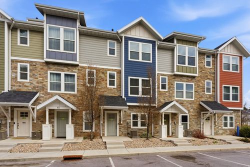 39 N 300 W, Santaquin, UT, 84655-5647 | Card Image