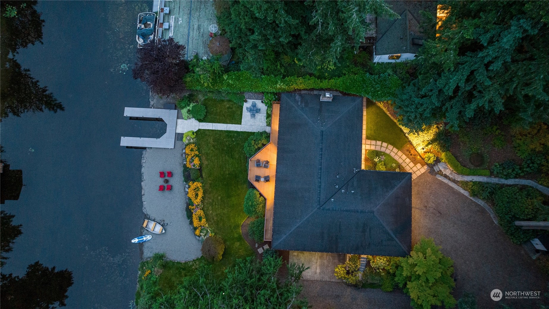 300th St, Black Diamond, WA 98010