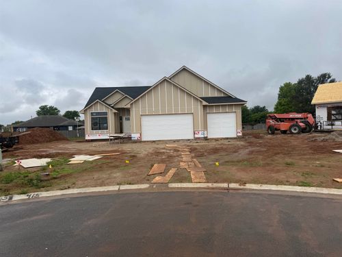415 S Stoney Creek St, Clearwater, KS, 67060 | Card Image