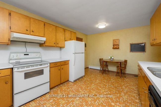 1264 Olde Base Line Rd, House other with 3 bedrooms, 2 bathrooms and 10 parking in Terra Cotta ON | Image 18