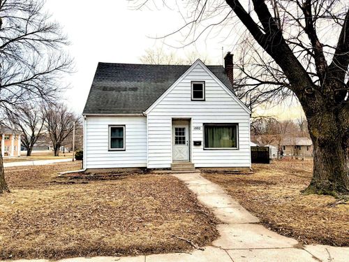 1002 Call St, Emmetsburg, IA, 50536-1542 | Card Image