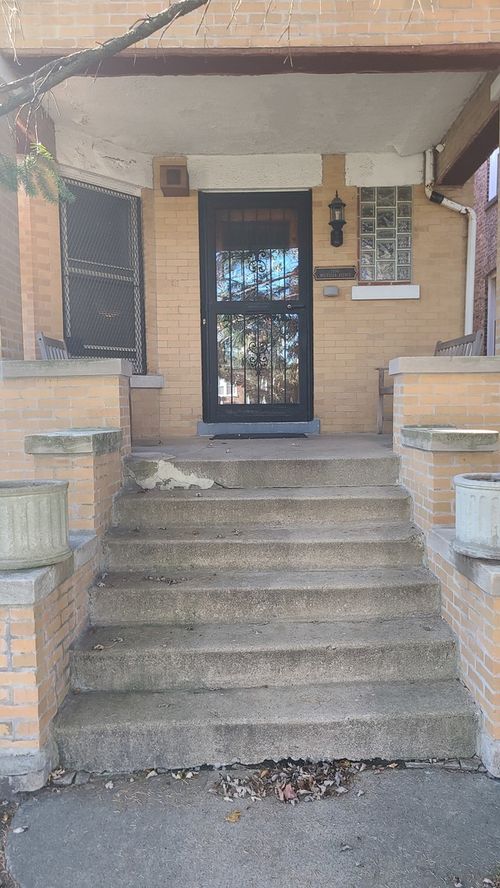 7350 S Michigan Ave, Chicago, IL, 60619-1619 | Card Image