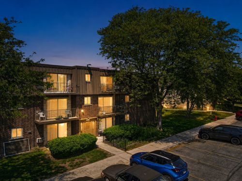 3k-571 Fairway View Dr, Wheeling, IL, 60090-3850 | Card Image