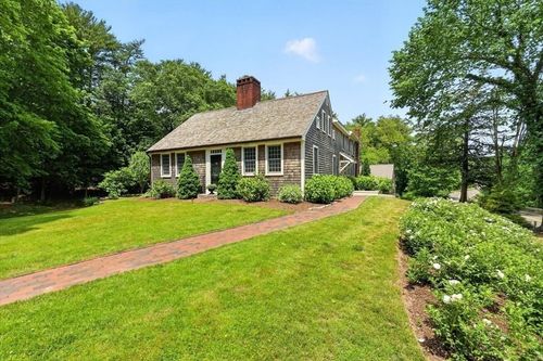 1296 Tremont St, Duxbury, MA, 02332-3744 | Card Image