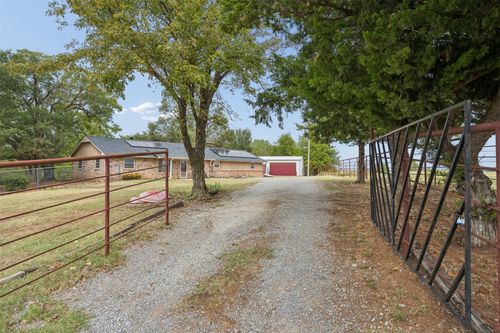 1658 County Road 1220, Tuttle, OK, 73089-2904 | Card Image
