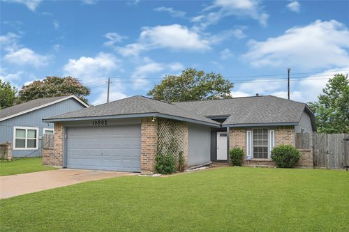 10802 Forest Leaf Drive, Sugar Land, TX, 77498 | Card Image