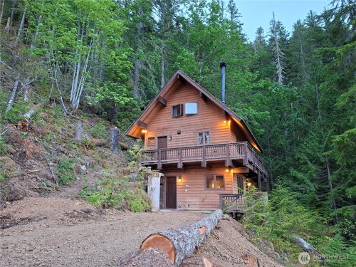 1013 N Poosh Me Up Dr, Lilliwaup, WA, 98555 | Card Image