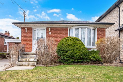 24 Beran Dr, Scarborough, ON, M1G1G1 | Card Image