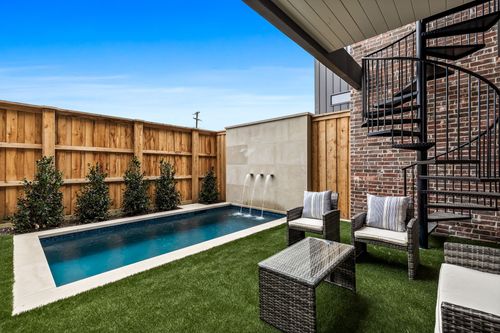 1852 Mecca St, Dallas, TX, 75206-7224 | Card Image