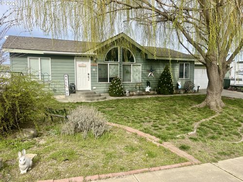 3097 Sw River View Dr, Pendleton, OR, 97801-1798 | Card Image