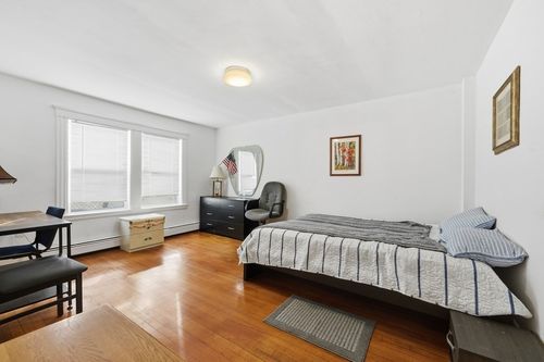 apt-18-42 W Baltimore St, Lynn, MA, 01902-3316 | Card Image