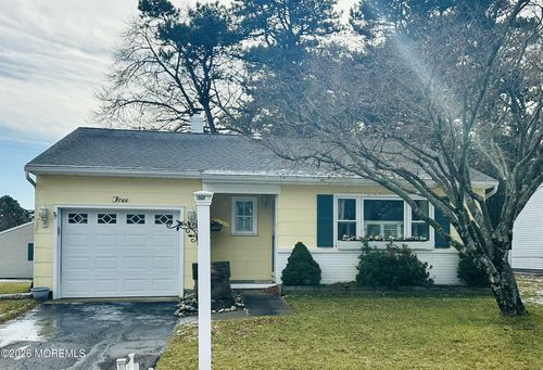 3 Caldwell Dr, Toms River, NJ, 08757-5802 | Card Image