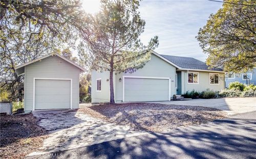 15518 Little Peak Rd, Hidden Valley Lake, CA, 95467-8406 | Card Image