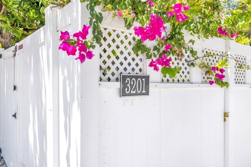 3201 Pearl Ave, Key West, FL, 33040-4640 | Card Image